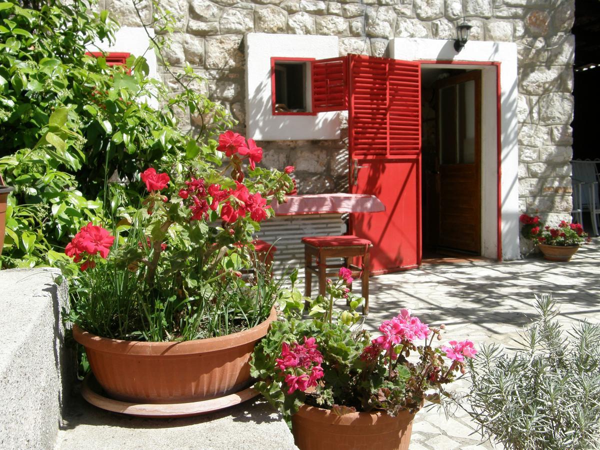 Stone House In Buljarica Villa Petrovac Eksteriør bilde
